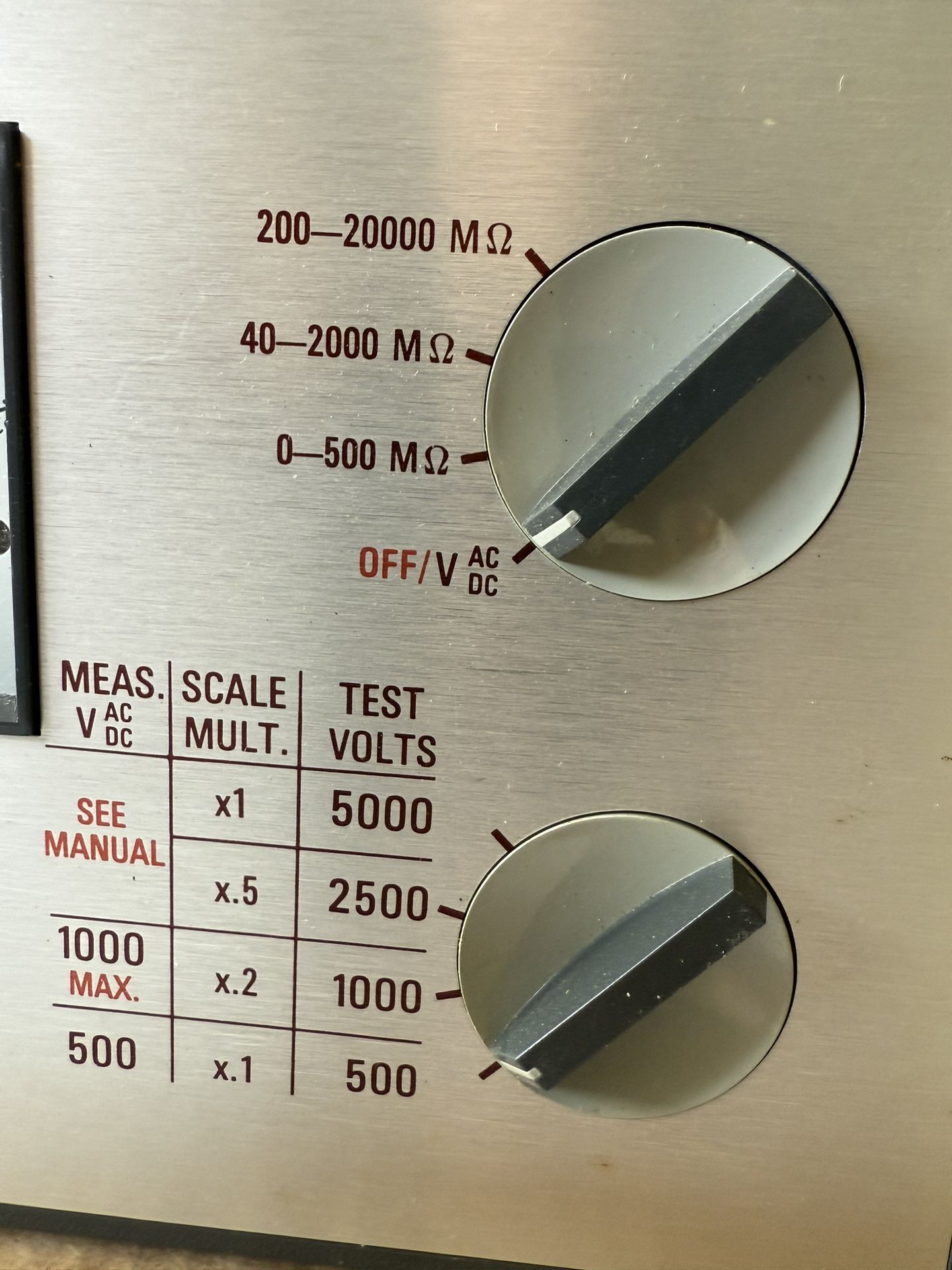 Simpson Insulation Tester Model 405 -2 - photo 4