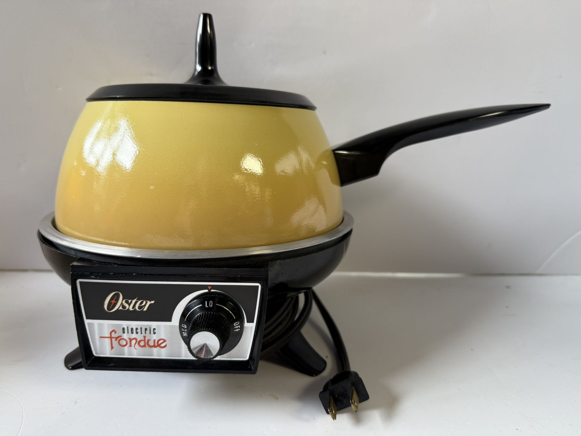 Vintage Oster Electric Fondue Set Model 701-01A Gold