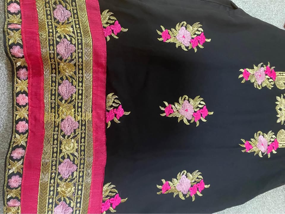 Beautiful 😍 Georgette suit with heavy pearl work sharara - photo 4