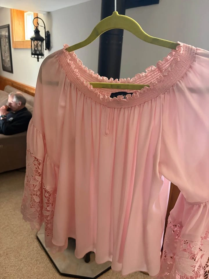 Joseph Ribkoff Pink Lace Blouse – Medium – Elegant Dressy Top - photo 2