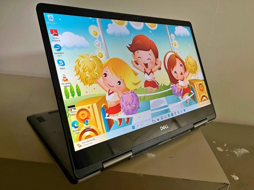 Dell 2-in-1 Touchscreen Laptop - Core i5, 16GB RAM, 256GB SSD