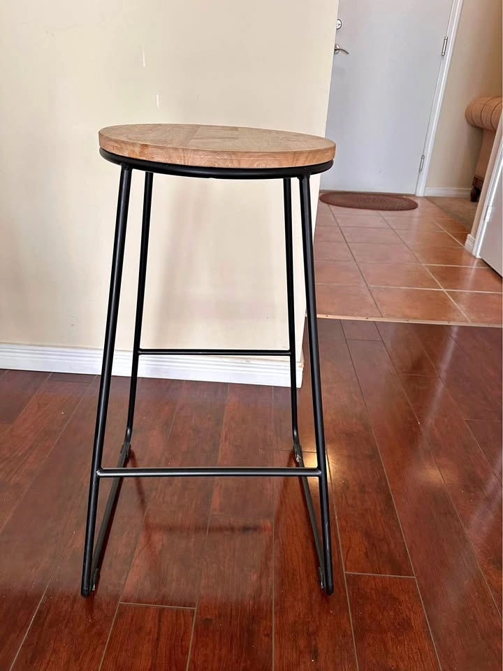Backless stool