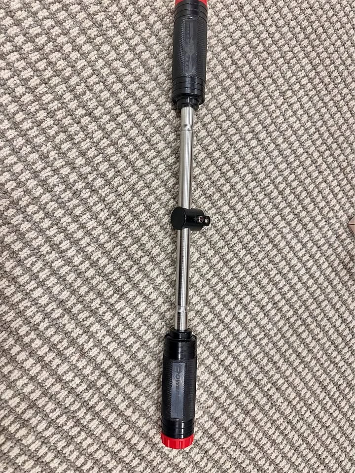 Powerbuilt Billy Club 1/2" Drive Telescoping Lug Wrench - Bar On
