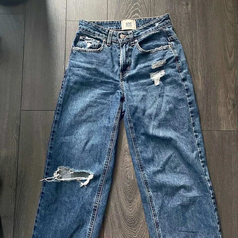 bdg tapered baggy jeans
