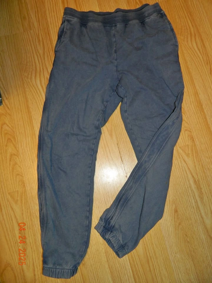 WOMENS AERIE(AMERICAN EAGLE) HI RISE JOGGER..size M..EUC