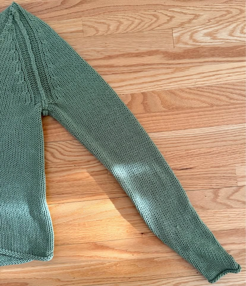 Women’s Green Knit Long Sleeve Top – Medium - photo 4