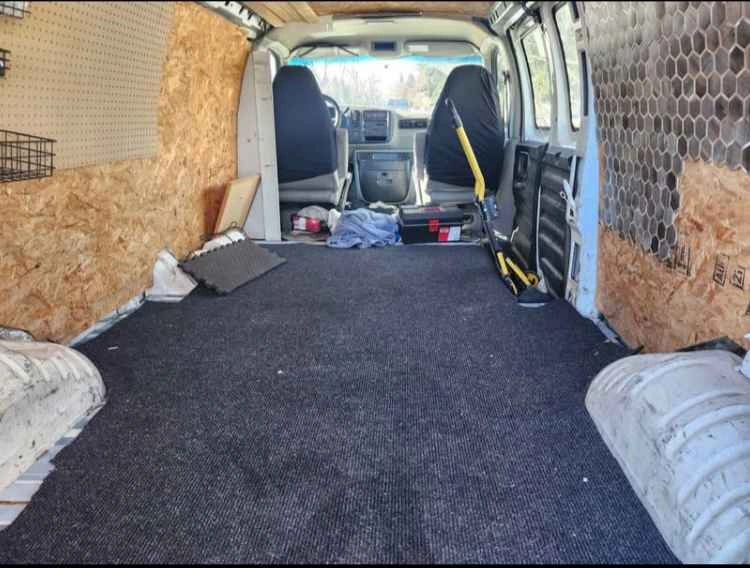 2001 Chevrolet Express 2500 Cargo Van - photo 5