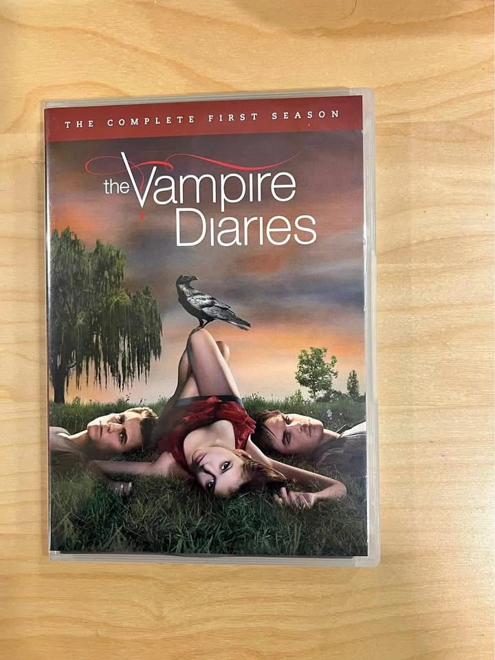Vampire Diaries Complete First Season DVD
