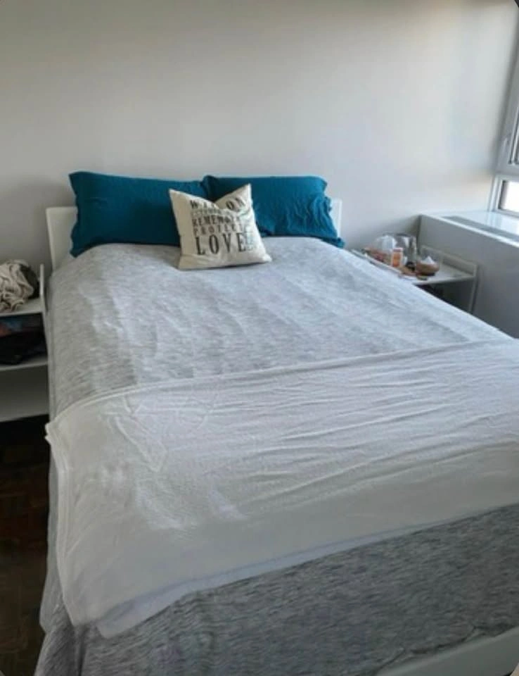 Queen Bed Frame / Box Spring / Mattress - photo 2