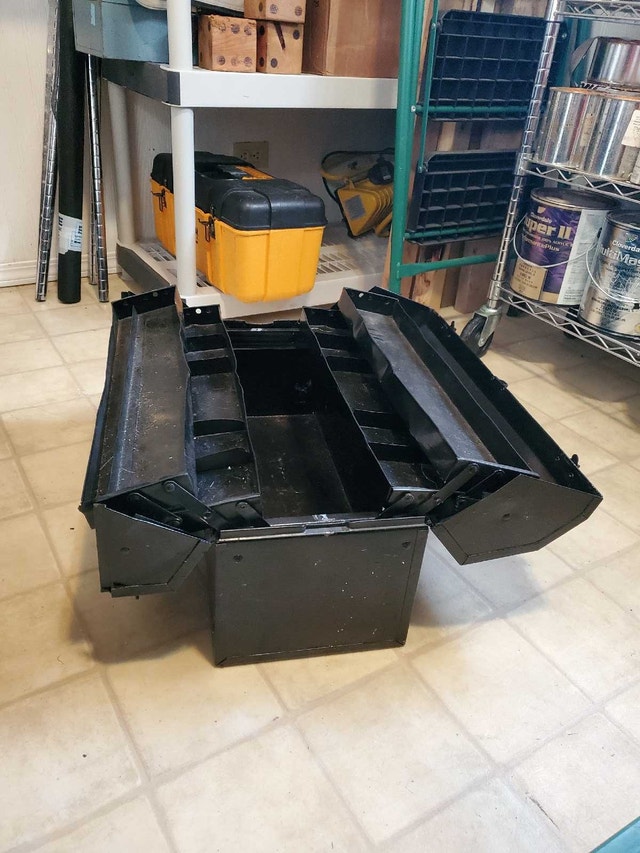 Metal Toolbox - photo 2