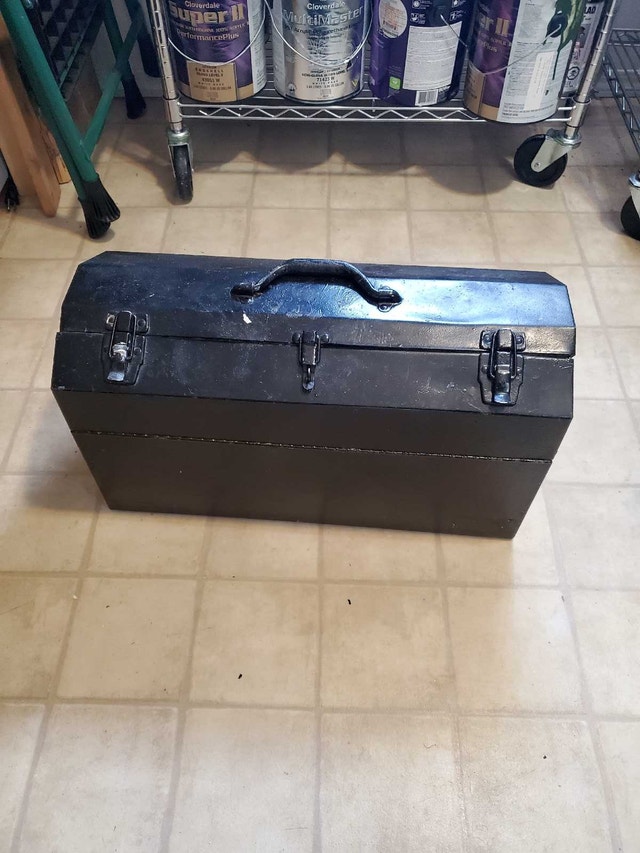 Metal Toolbox - photo 4