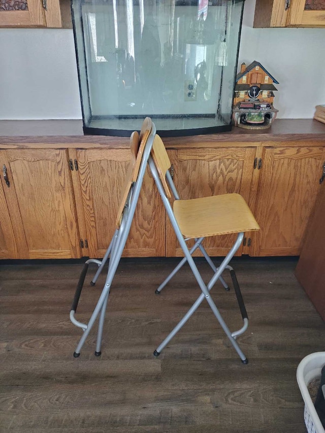 Folding Bar Stools - photo 4