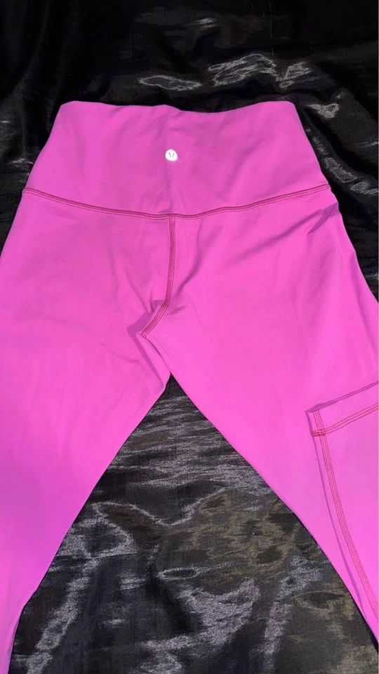 Never worn Lululemon Align Leggings Pow Pink Size 8 - photo 2