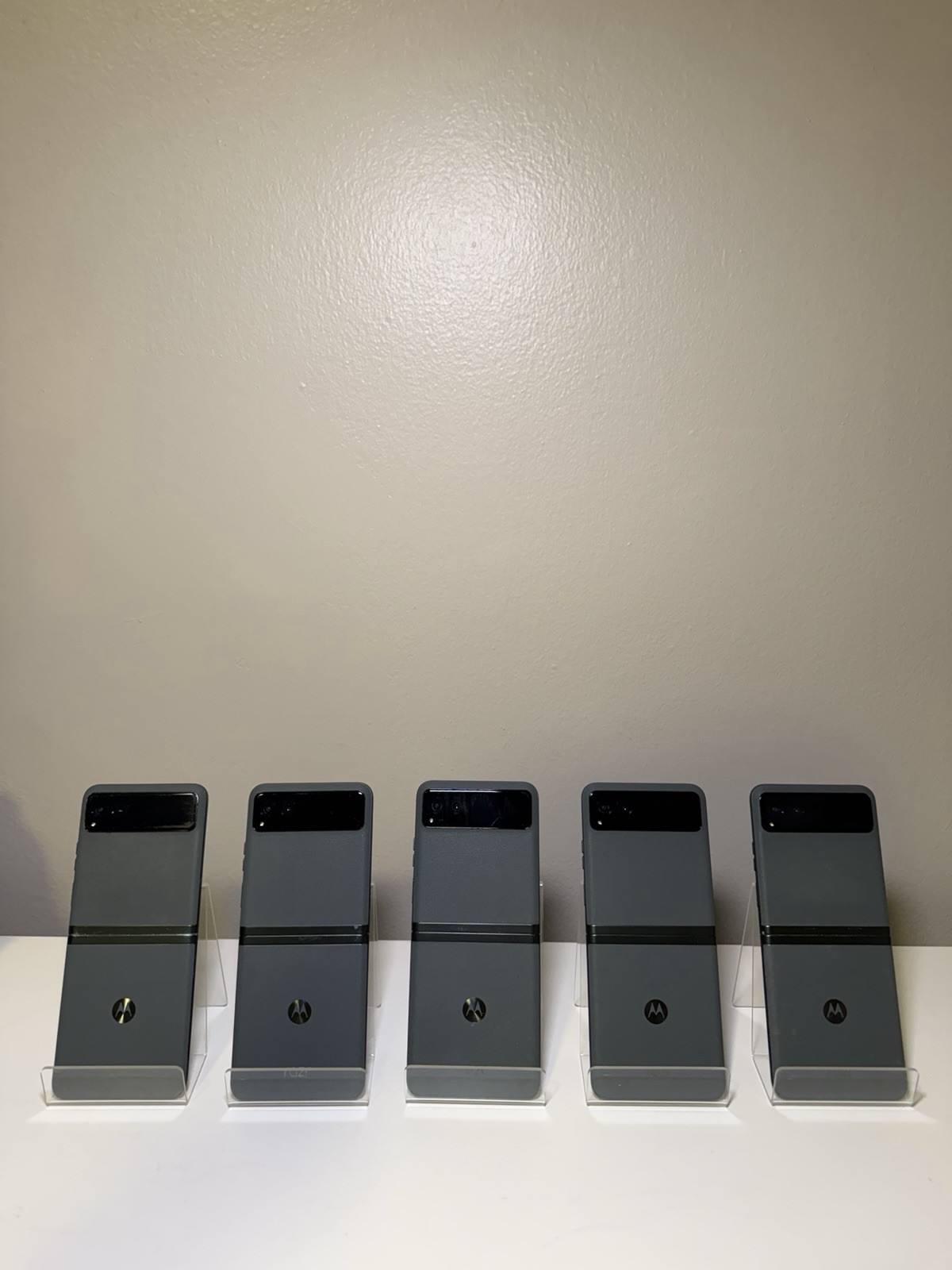 Motorola Razr 2023 128GB Unlocked - Lot of 5 or Single
