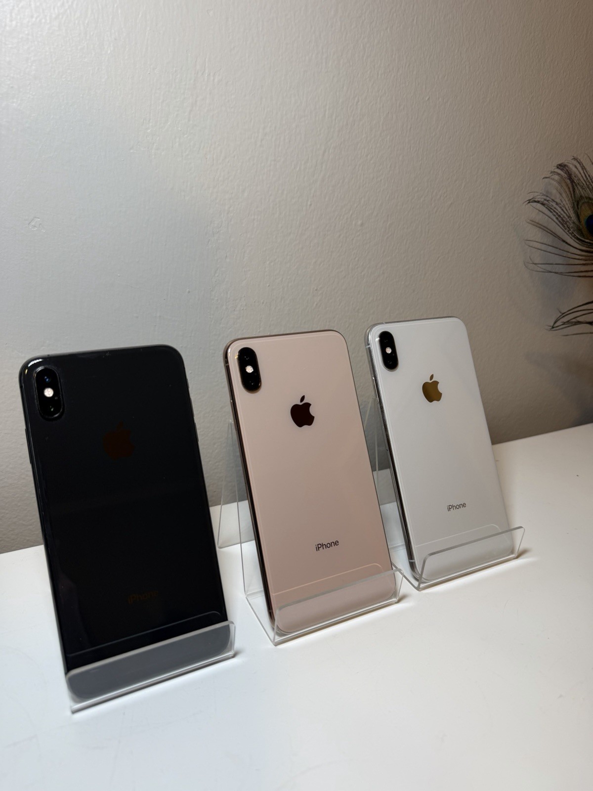 Apple iPhone XS Max 64GB Unlocked (Lot of 3 or Single) - photo 2