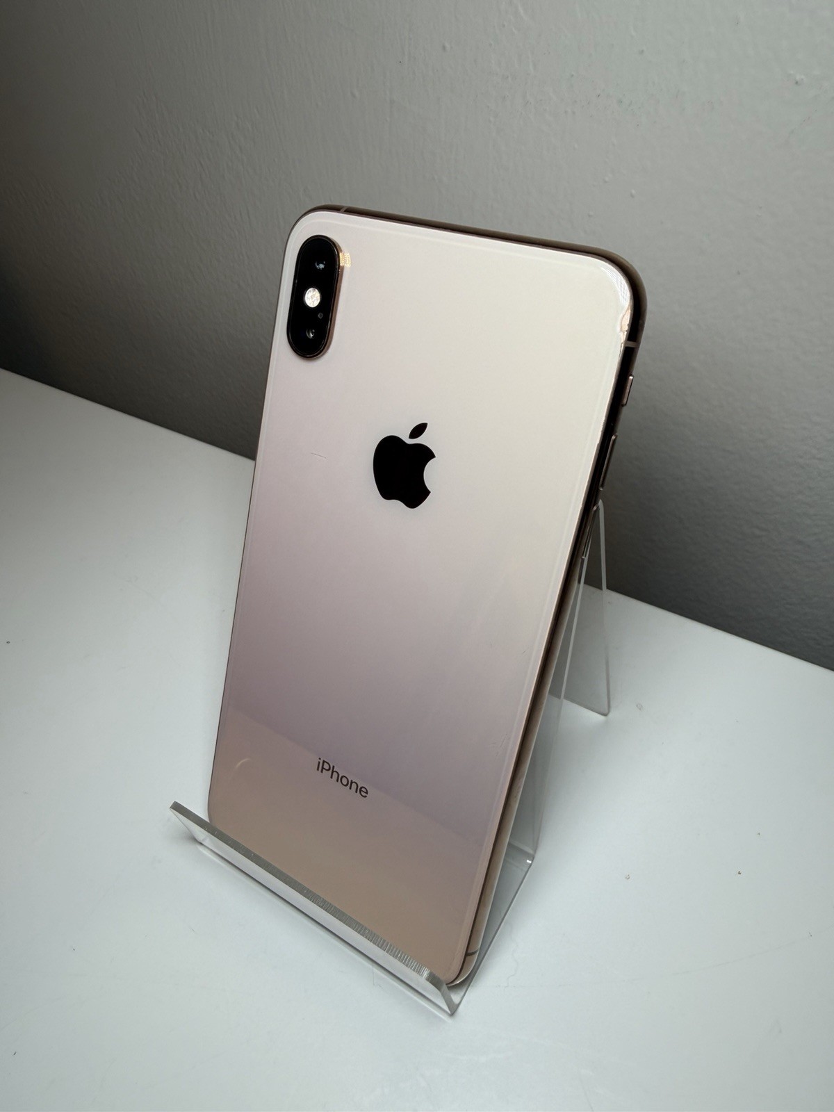 Apple iPhone XS Max 256GB Gold Unlocked B+ Grade - photo 2