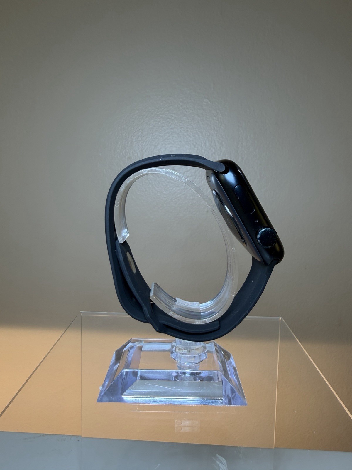 Mint Condition Apple Watch SE 44mm Black GPS - photo 3