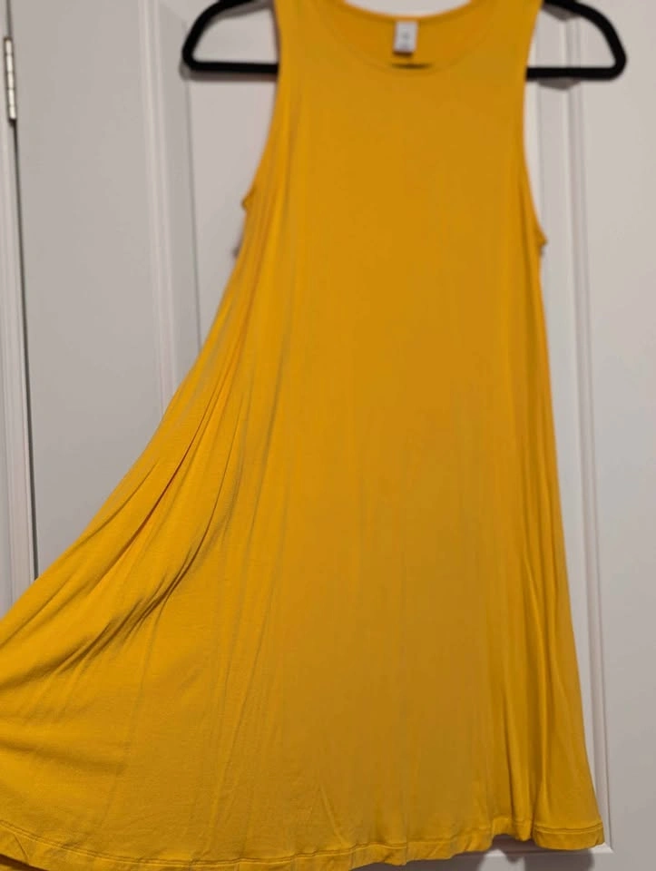 Old Navy Women’s Bright Yellow Sleeveless Swing Dress – Size Sma - photo 3