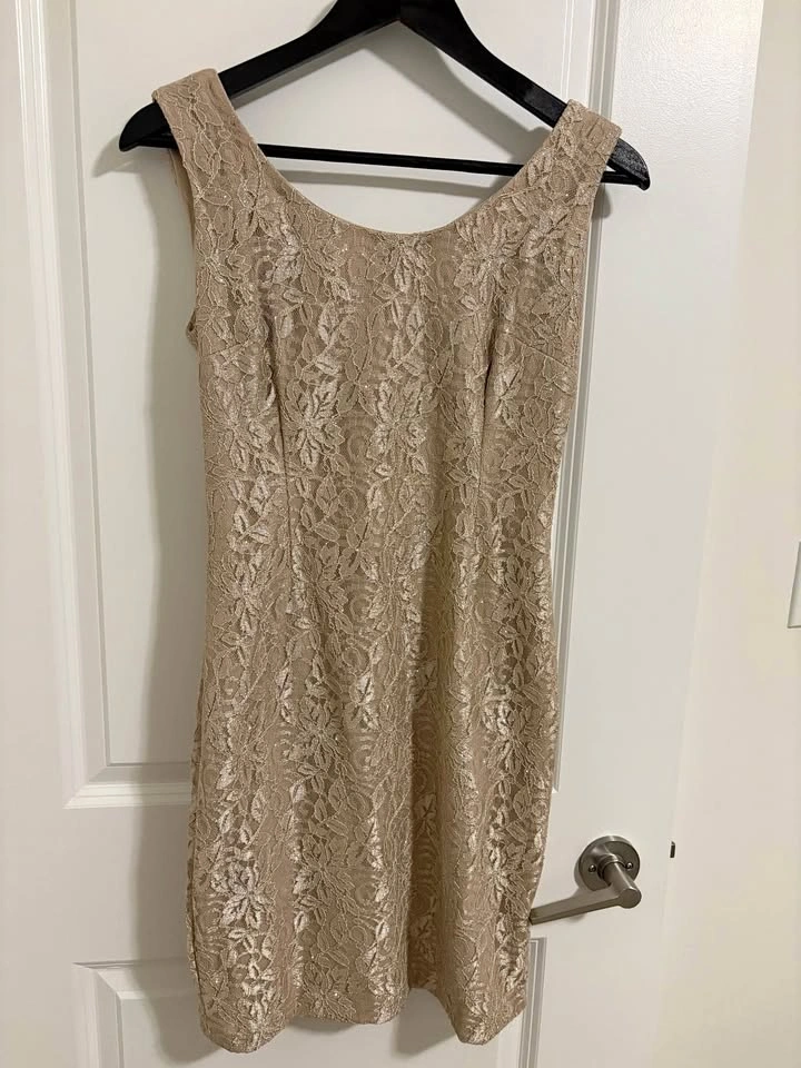 Women's Champagne Lace Dress