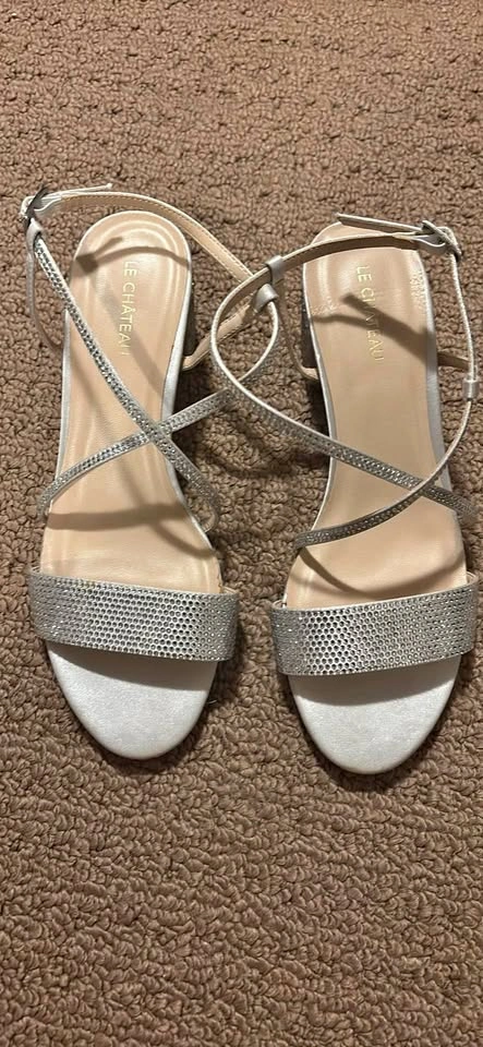 LE CHÂTEAU Silver Sparkly Strappy Sandals Size 40
