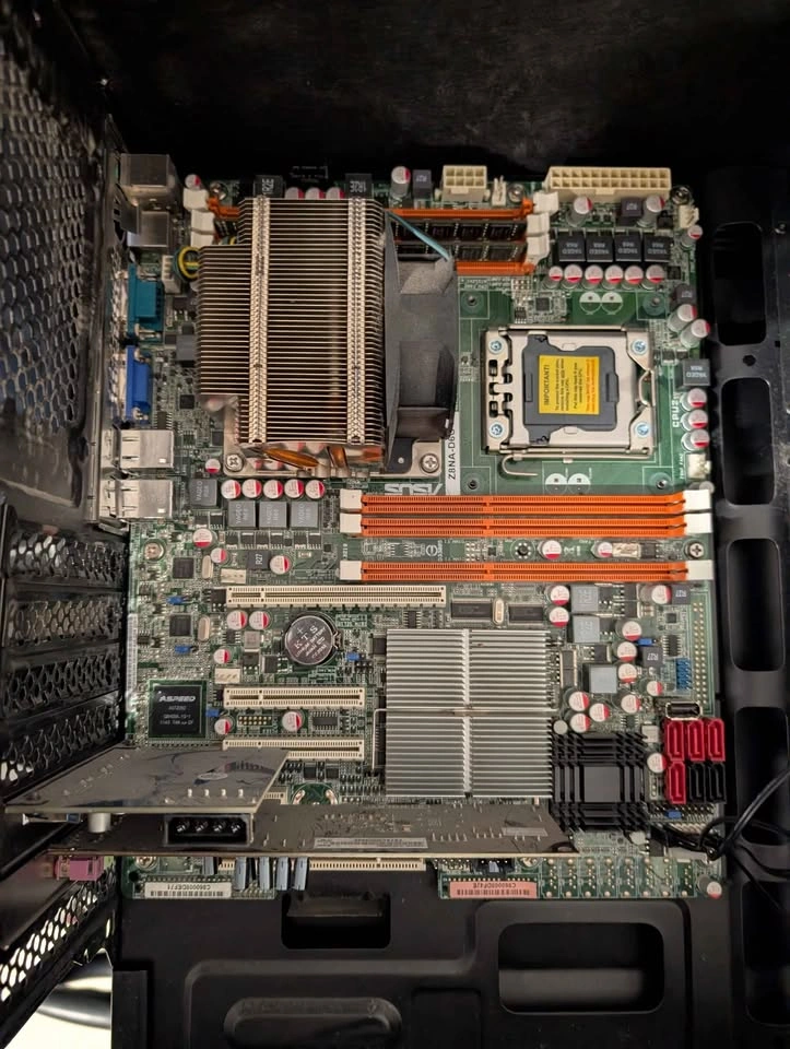 ASUS Motherboard + Intel Xeon + 16GB RAM + Extras