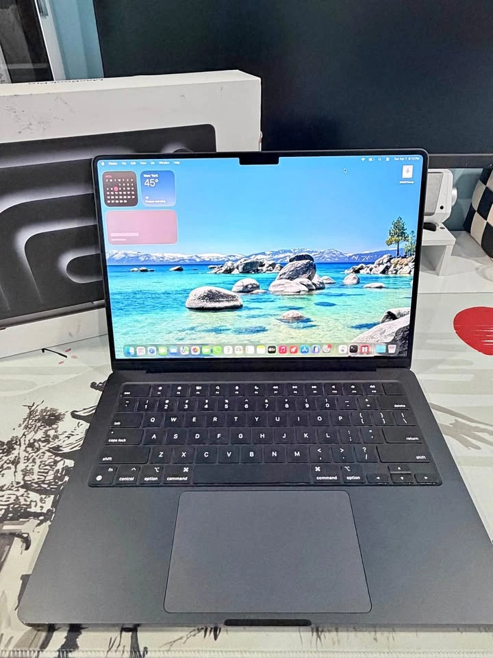 MacBook M4 Pro (24GB RAM, 512GB Storage) + Apple Warranty