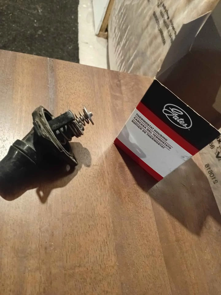 Thermostat for 07 Honda Accord - photo 2