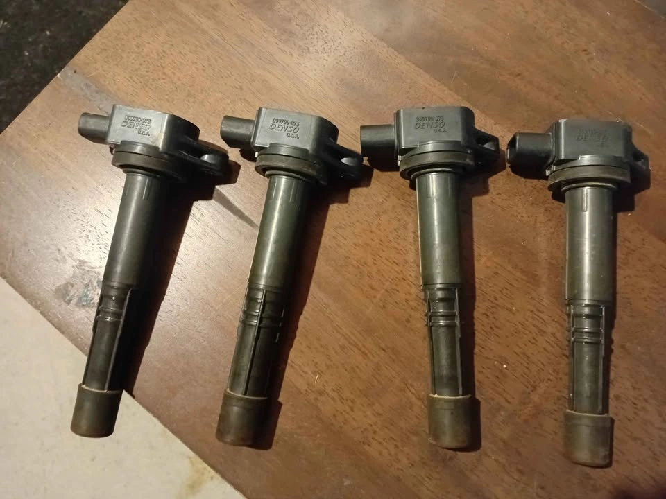 Ignition coils from a 07 Accord - photo 2