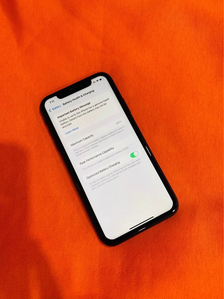 iPhone XR 64GB - photo 3