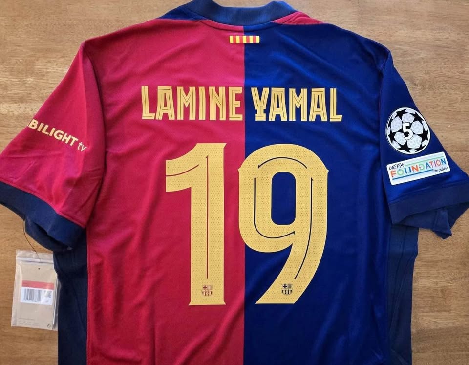 2025 FC Barcelona #19 LAMINE YAMAL Soccer Jersey - photo 3