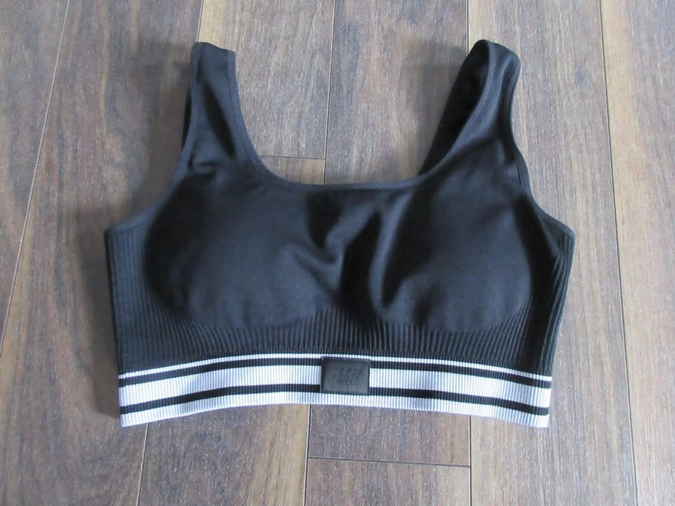 Ladies Medium Outfit - photo 3