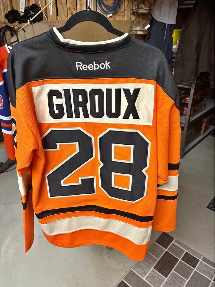 Flyers Giroux Jersey - Winter Classic