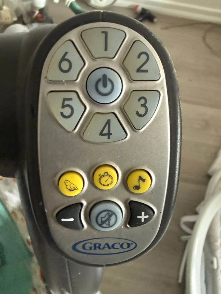 Graco Baby Swing - photo 4