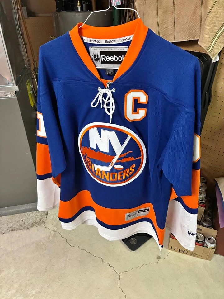 Tavares - NYI Jersey