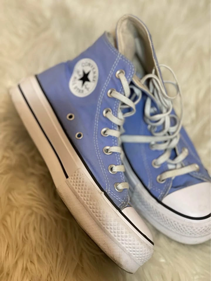 Light Blue Converse Platform High Tops - Size 7 - photo 3