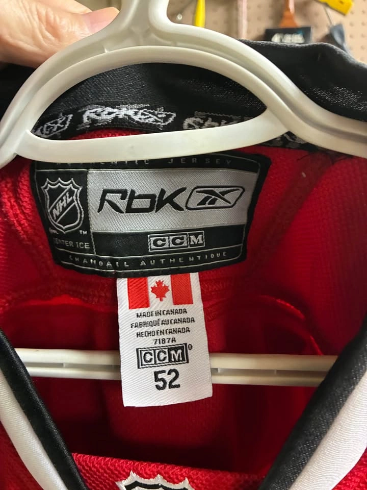 Toews Jersey - photo 3