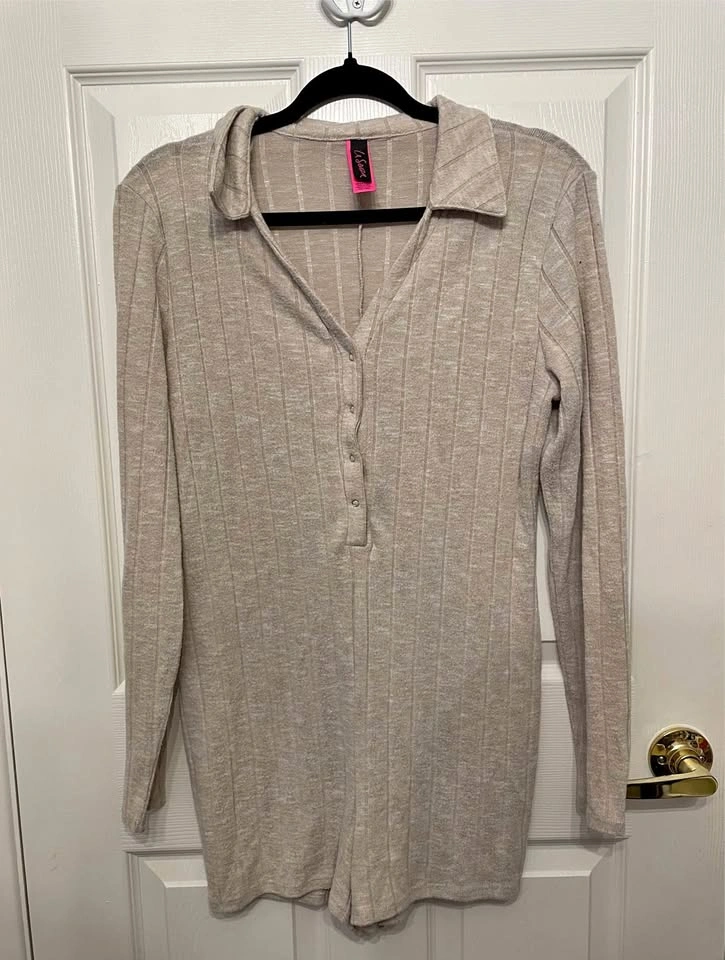 La Senza Beige Ribbed Rhomper, L