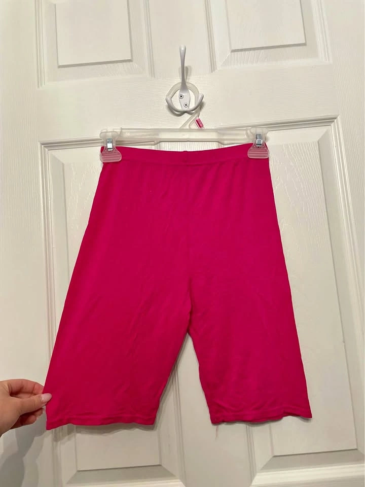 PrettyLittleThing Bright Pink High-Rise Bike Shorts, size 4