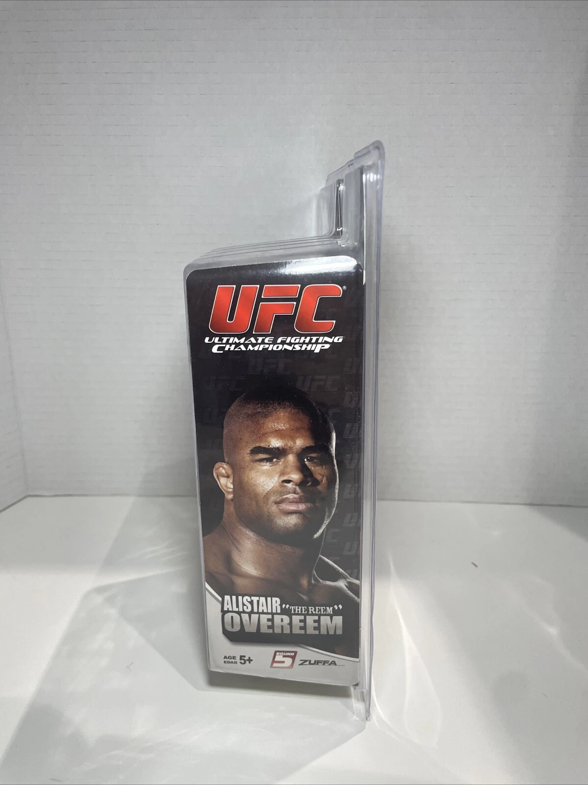 UFC Round 5 Alistair Overeem Signed Collector Action Figure - photo 2