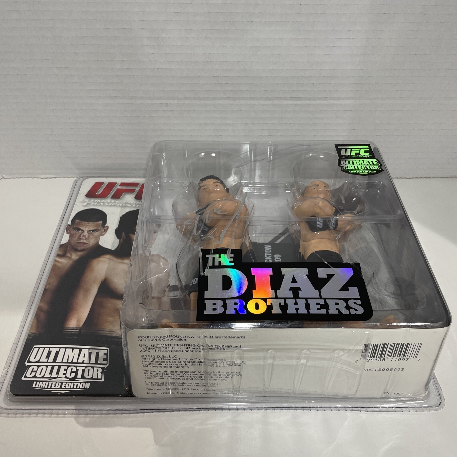 Round 5 UFC The Diaz Brothers - LE Signed Nick Nate Diaz & Cesar - photo 4