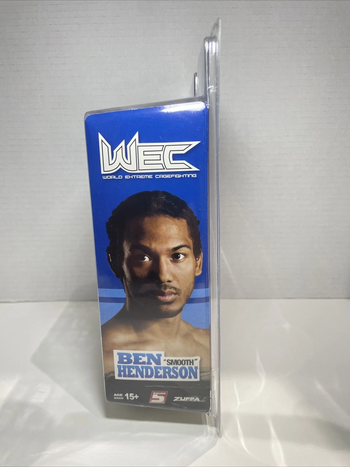 UFC WEC Round 5 Ben Henderson Signed Collector Figure 1348/1500 - photo 2