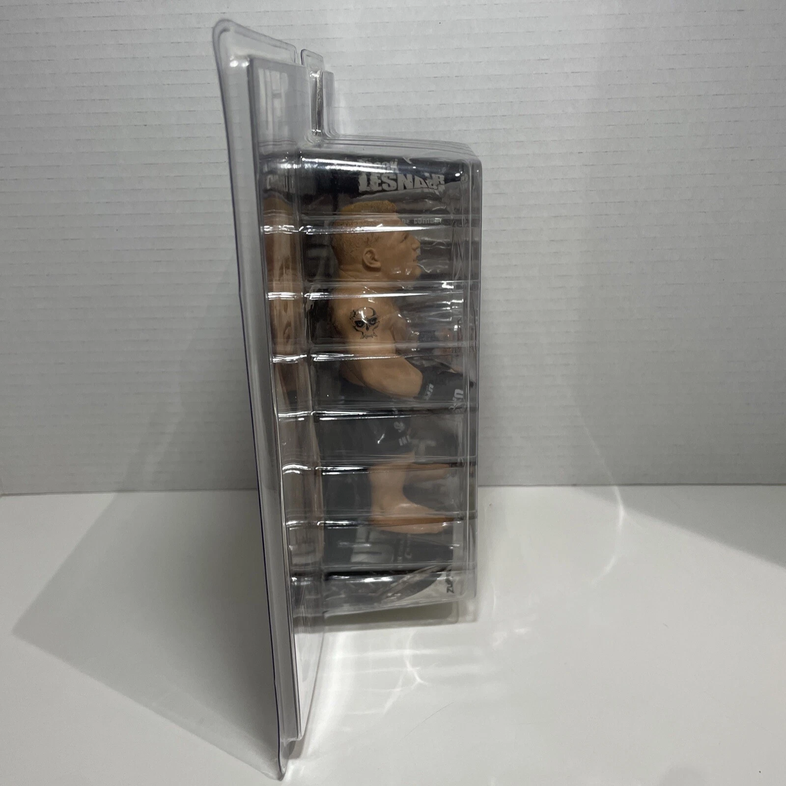 Brock Lesnar UFC Round 5 Ultimate Collector MMA Action Figure - photo 3