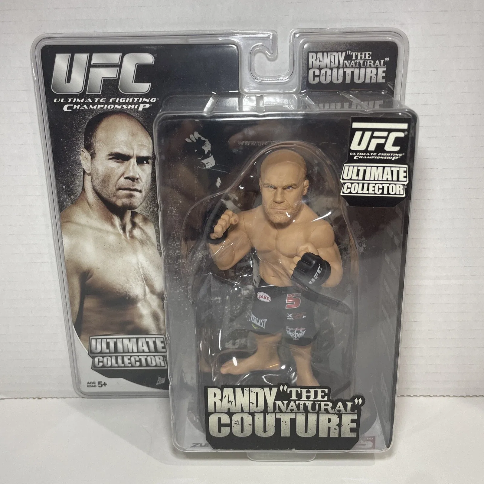 Round 5 UFC Randy Couture "The Natural" Ultimate Collector Actio