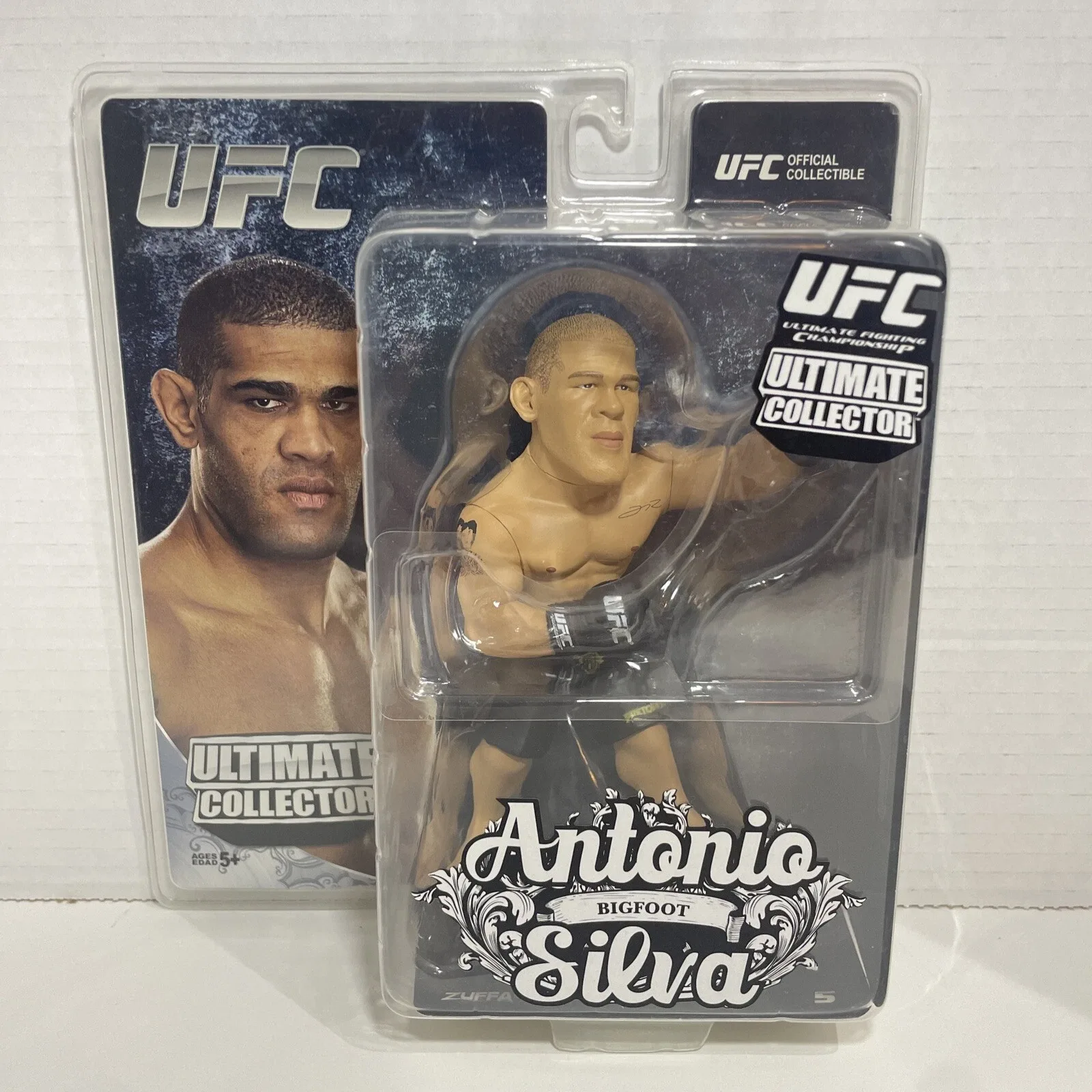Round 5 UFC Ultimate Collector Bigfoot Silva