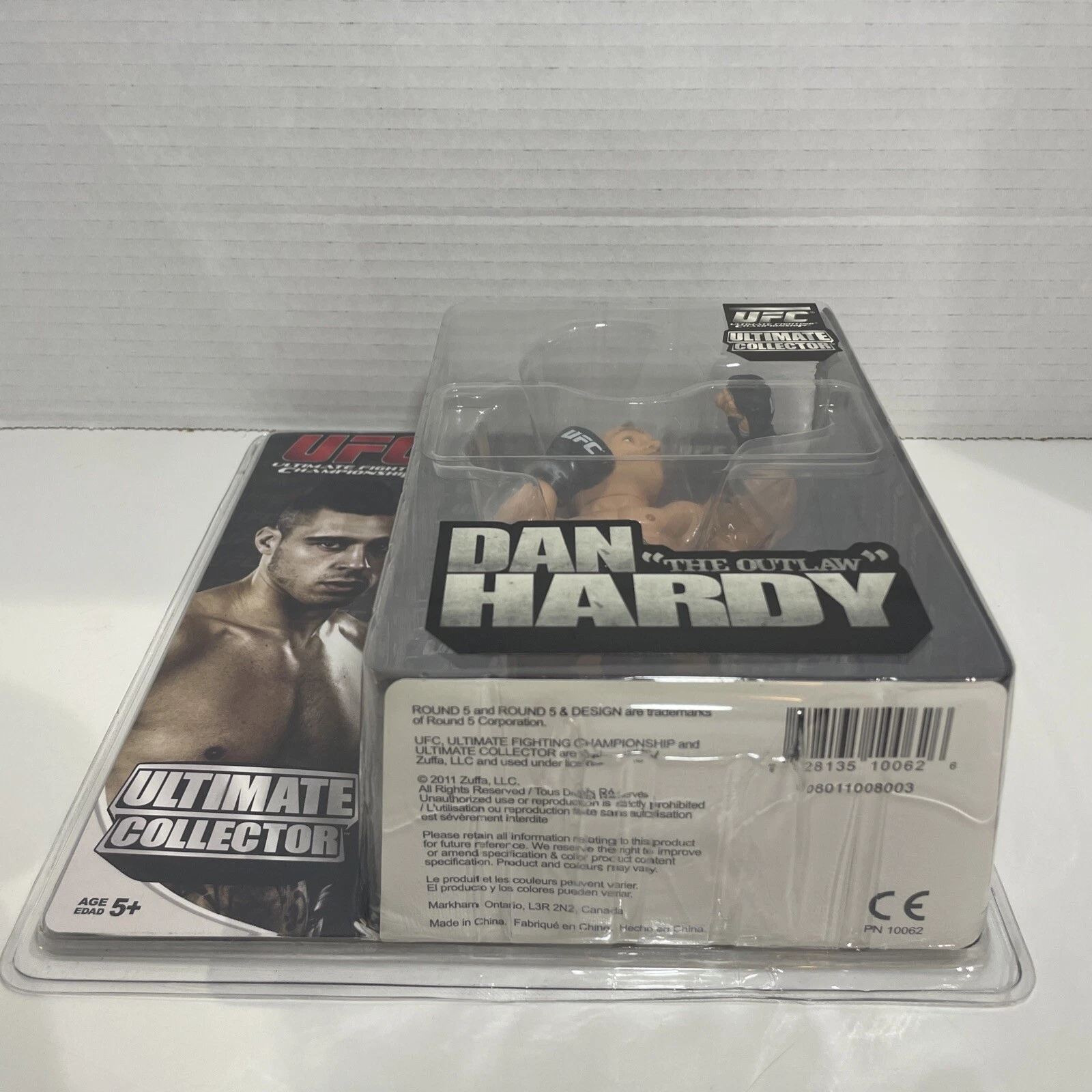 Dan Hardy Round 5 UFC Action Figure - photo 4