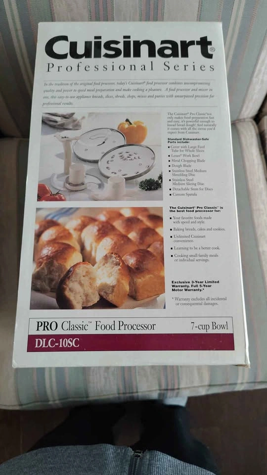 Cuisinart Pro Classic 7-Cup Food Processor DLC-10SC - photo 2
