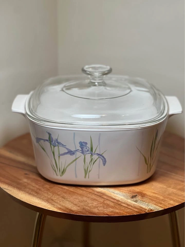 Corning Ware Shadow Iris 3 Qt Casserole w/ Pyrex Lid - photo 3