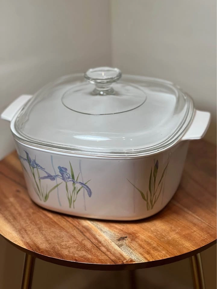Corning Ware Shadow Iris 3 Qt Casserole w/ Pyrex Lid - photo 4