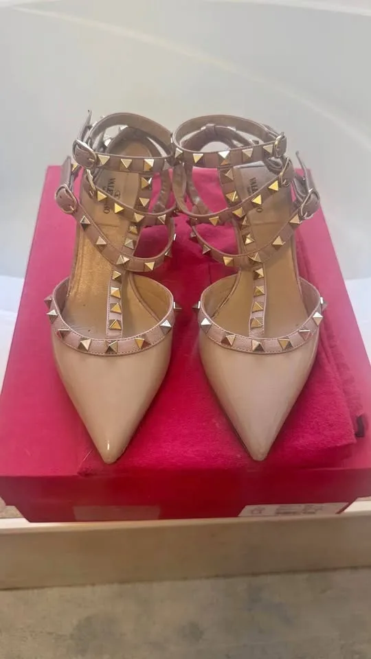 Valentino rock stud heels in powder size 7 thumbnail