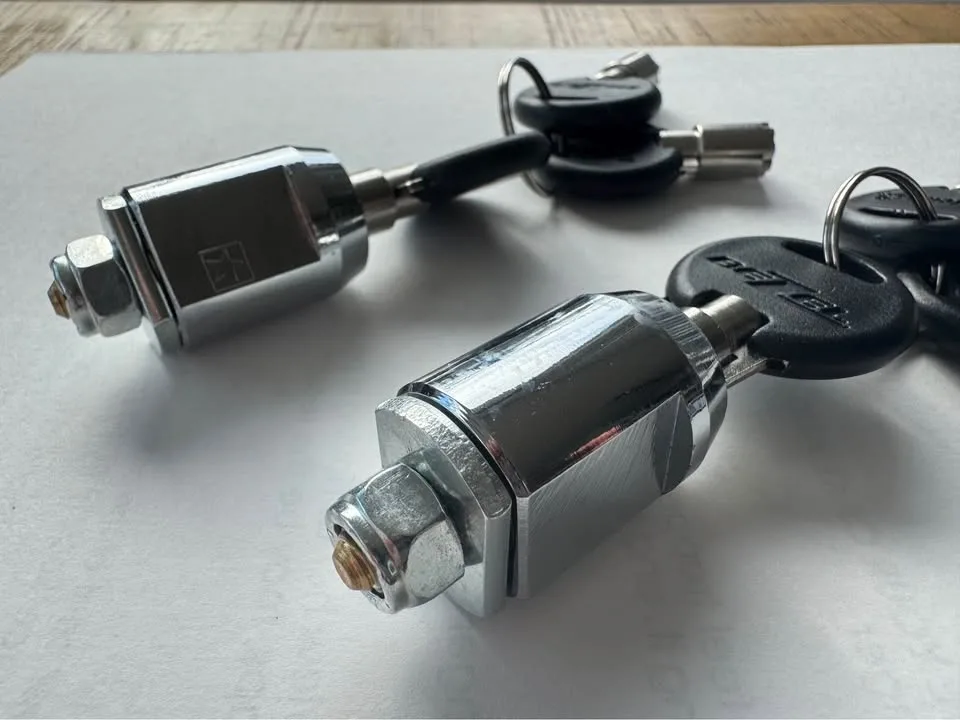 Chateau Bezel Cylinder Locks - photo 2